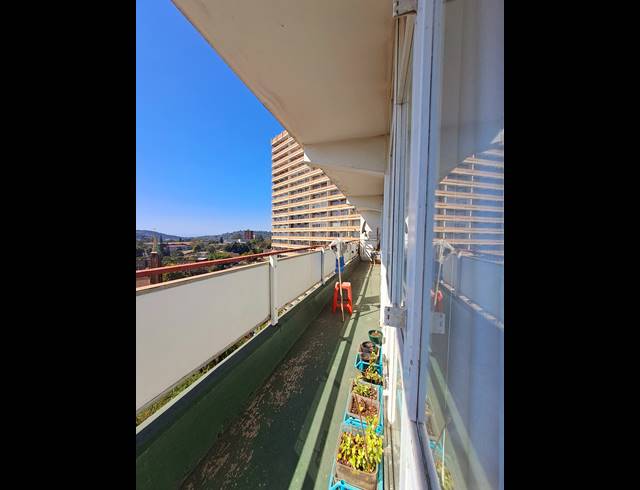 2 BEDROOM APARTMENT TO LET IN PINETOWN CENTRAL